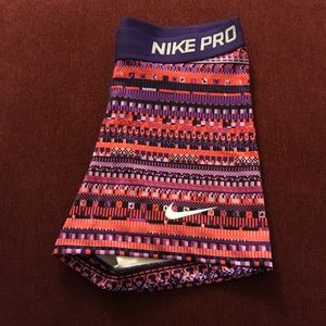 Nike pro compression workout shorts